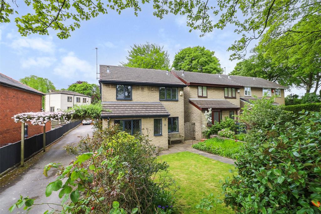 Dewsbury Road, Gomersal, Cleckheaton, BD19 4 bed detached house for