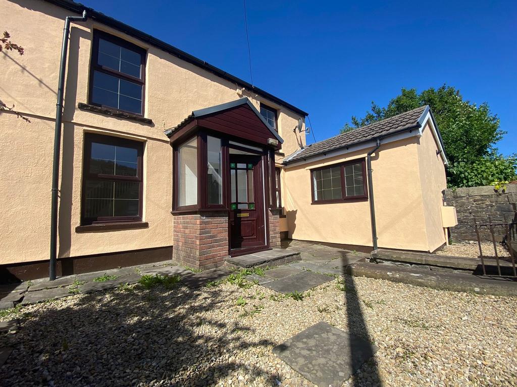 William Street, Ystrad, Pentre, Rhondda, Cynon, Taff. CF41 7QU 3 bed
