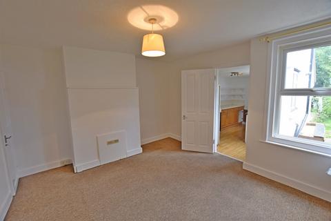 3 bedroom end of terrace house to rent, Highfield Road, Bognor Regis, PO22