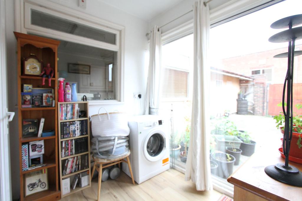 Conservatory/Utility