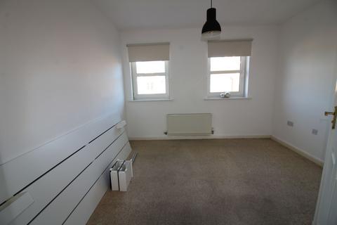 2 bedroom apartment to rent, Canal Court, Acocks Green, Birmingham