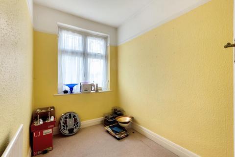34 Holmdale Road, Chislehurst, BR7 6BZ