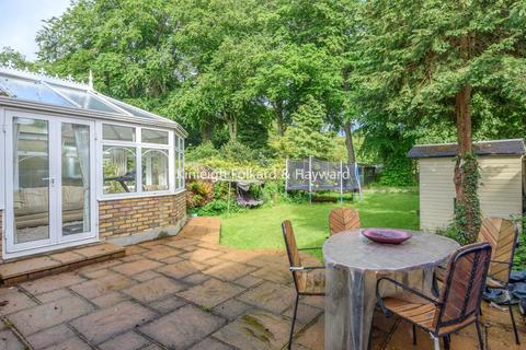 20 Lawrence Road, West Wickham, BR4 9DB