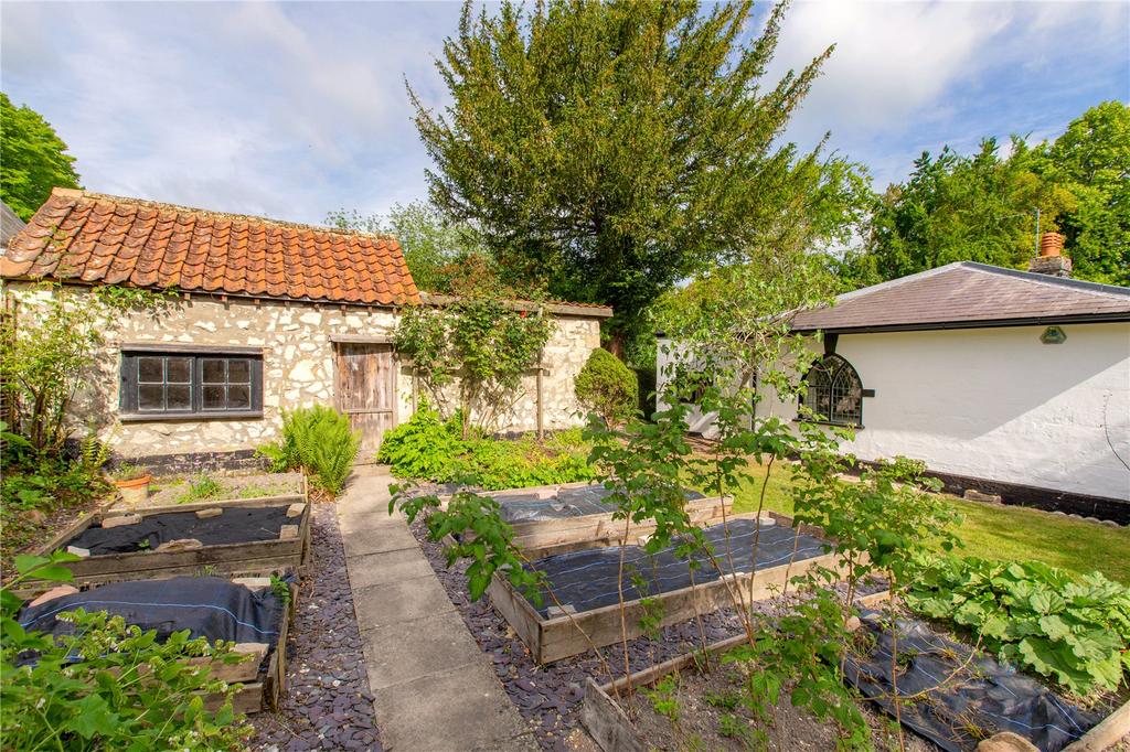Outbuilding