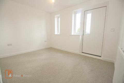 2 bedroom penthouse to rent, Barcrow Square, Colchester, Essex, CO1
