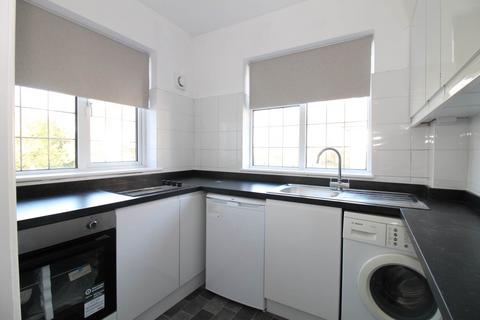 2 bedroom maisonette for sale, Ewell Road, Cheam Village
