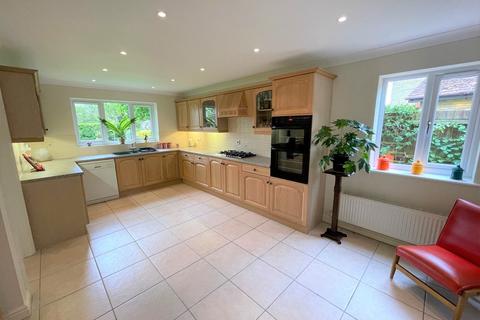 17 Brampton Close, Wisbech, PE13 1LU