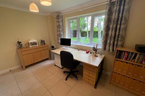 17 Brampton Close, Wisbech, PE13 1LU