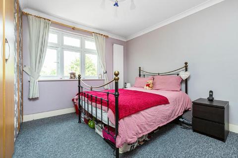 2 bedroom flat for sale - Cannon Hill Lane, Raynes Park