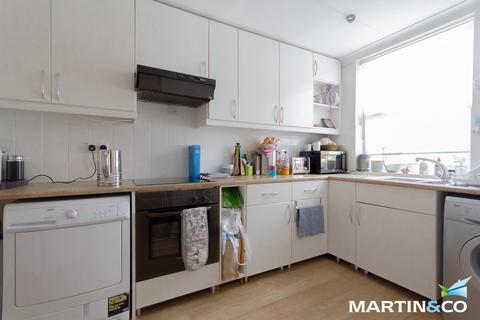 2 bedroom terraced house to rent, York Street, Harborne, B17