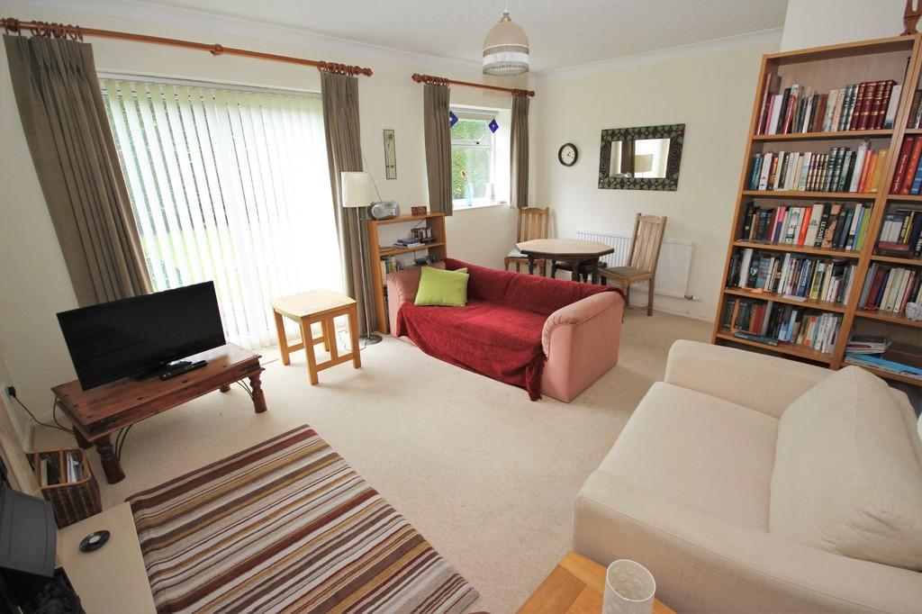 Blandon Way, Whitchurch, Cardiff 2 bed ground floor flat £190,000