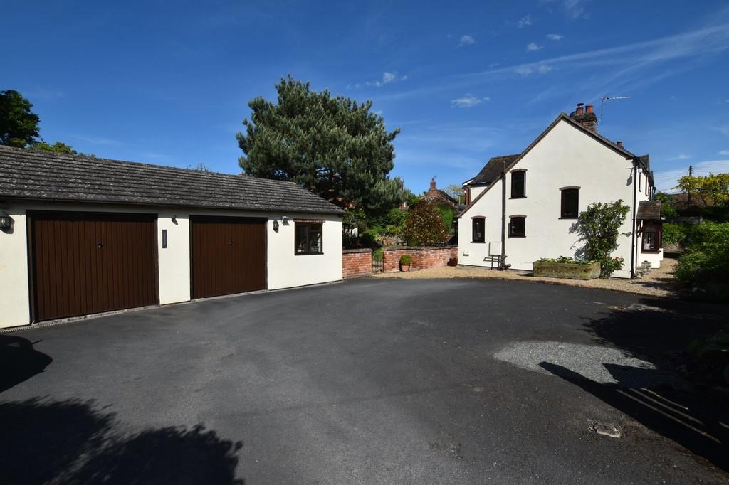 Bentleys Road, Market Drayton 3 bed cottage £450,000