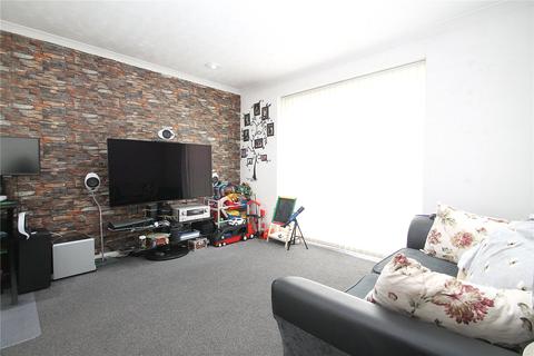 15 Caernarvon, Frimley, Camberley, GU16 8YQ