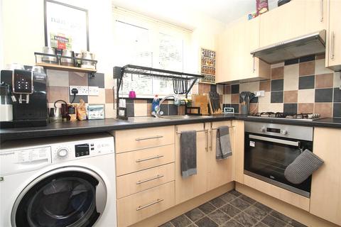 15 Caernarvon, Frimley, Camberley, GU16 8YQ