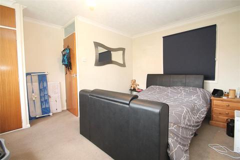 15 Caernarvon, Frimley, Camberley, GU16 8YQ