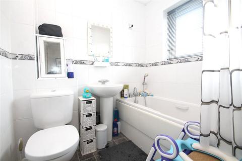 15 Caernarvon, Frimley, Camberley, GU16 8YQ