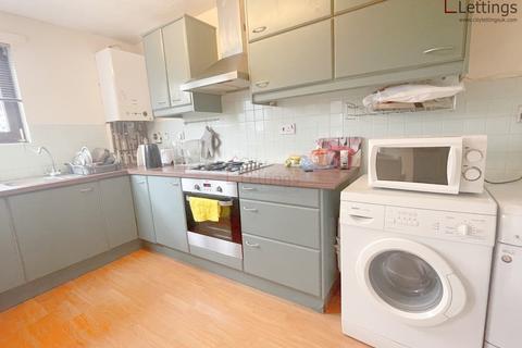 2 bedroom flat to rent, Carter Gate, City Centre