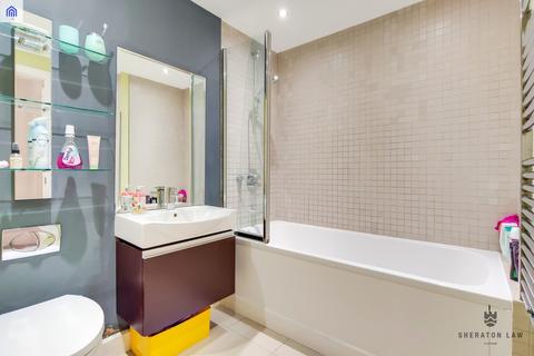 4 Francis Bentley Mews, London, SW4 0EG