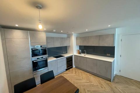 2 bedroom apartment to rent, Elizabeth Tower, Manchester