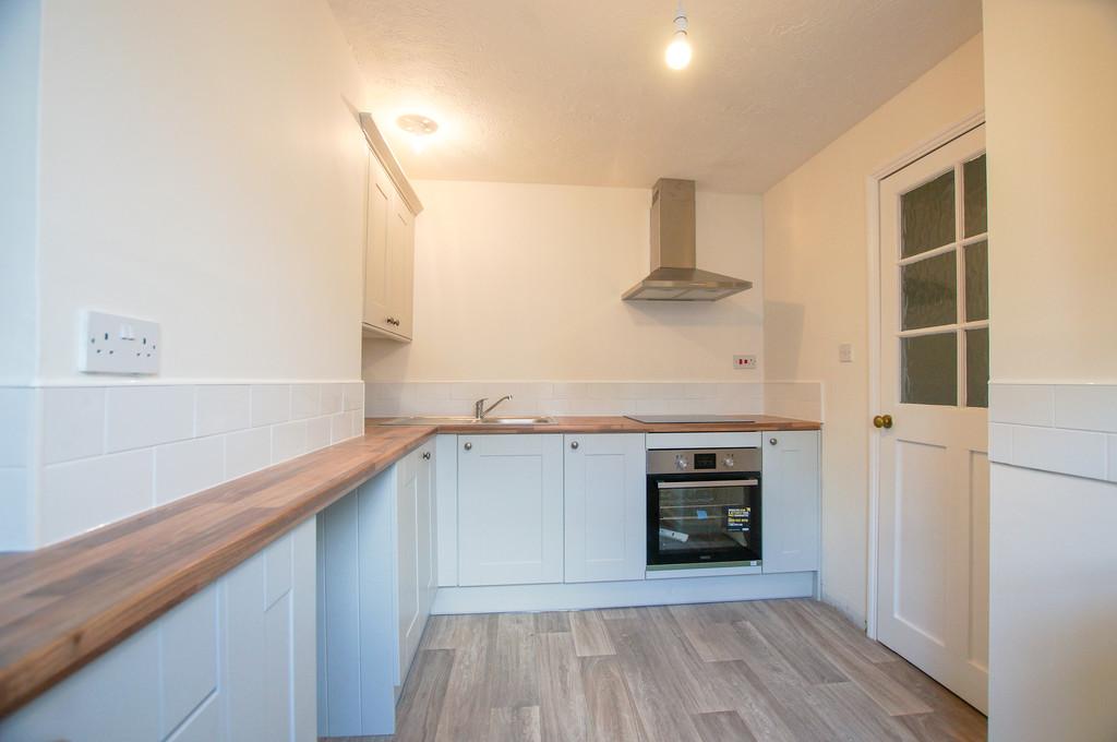 Washington Street, Chichester 2 bed terraced house £1,050 pcm (£242 pw)