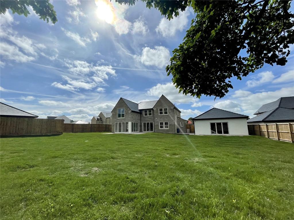 Longsight Road, Langho, Blackburn... 4 bed detached house £1,000,000