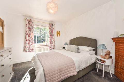 Caritas Heathside Lane, Hindhead, GU26 6RE