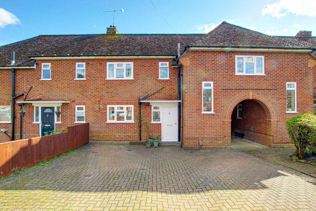 Grove Road, Emmer Green, Reading 4 bed townhouse for sale £500,000