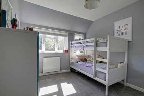 101 Grove Road, Emmer Green, Reading, RG4 8LW