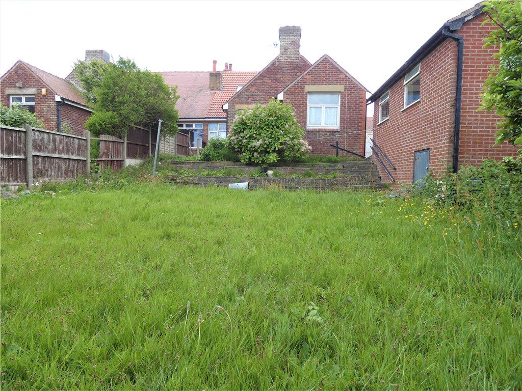 Sandhurst Avenue, Bispham, Blackpool 4 bed semidetached house £220,000