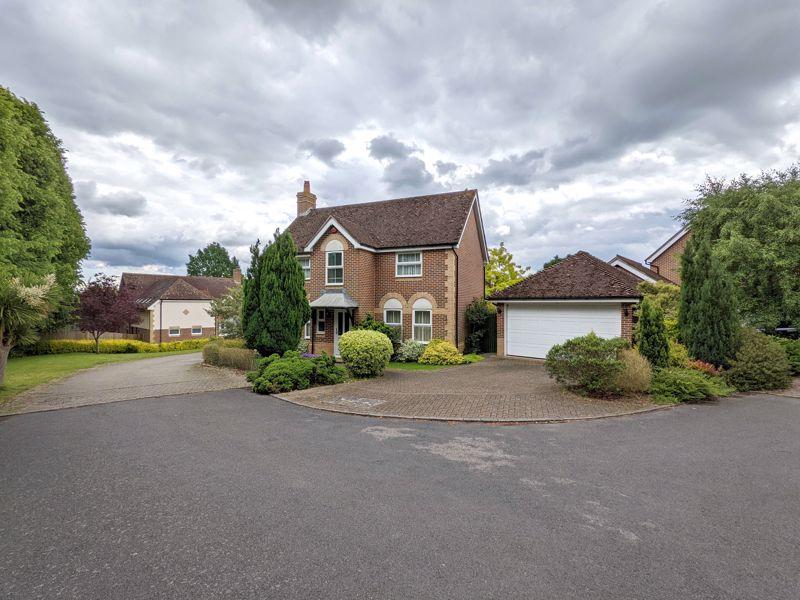 The Haydens, Tonbridge, TN9 1NS 3 bed detached house £995,000