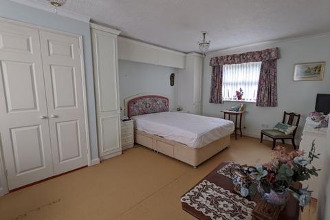 28 The Haydens, Tonbridge, TN9 1NS
