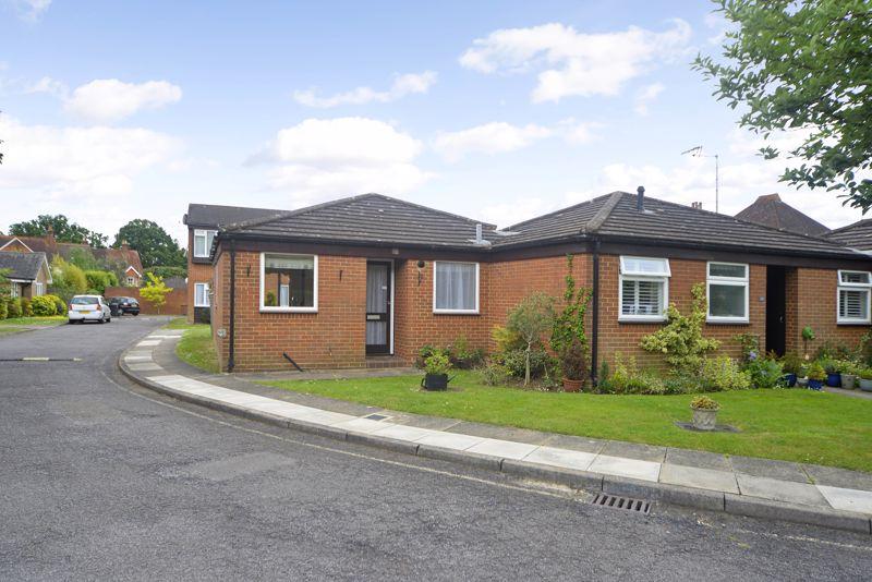 Hesketh Close, Cranleigh 1 bed retirement property for sale £245,000