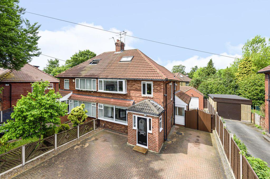 View of Property at Front