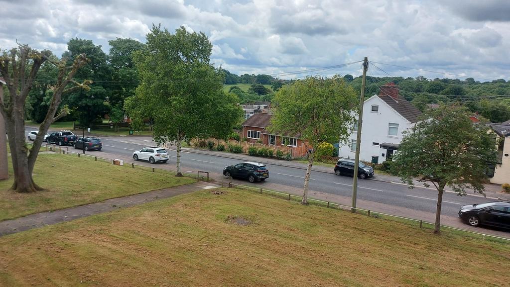 Birmingham Road, Allesley Village, Coventry 2 bed flat £137,750
