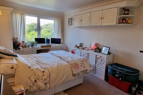 2 bedroom flat for sale - Brookfield Road, Bexhill-on-Sea, TN40
