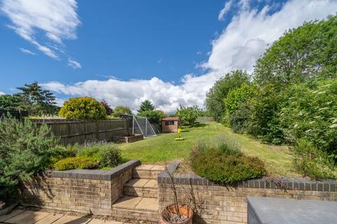 4 bedroom detached house for sale, Mancroft Road, Caddington