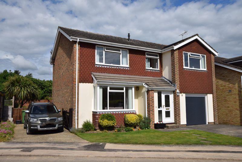 Complins, Holybourne, Alton, Hampshire 4 bed detached house for sale £642,000