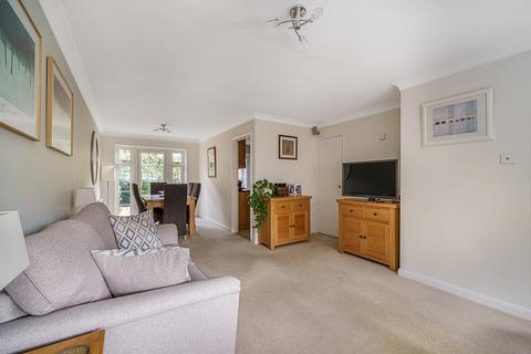 3 Sedgewood Close, Bromley, BR2 7QL