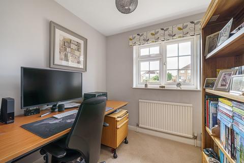 3 Sedgewood Close, Bromley, BR2 7QL