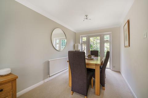 3 Sedgewood Close, Bromley, BR2 7QL