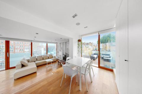 3 bedroom penthouse to rent, Kings Mews, WC1N