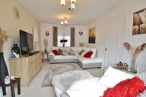 4 Hazel Close, Witney, OX28 1EL