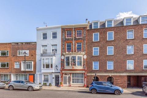 Property for sale, High Street, Old Portsmouth