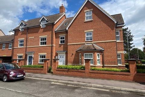 5 Appledore Road, Bedford, MK40 3UZ