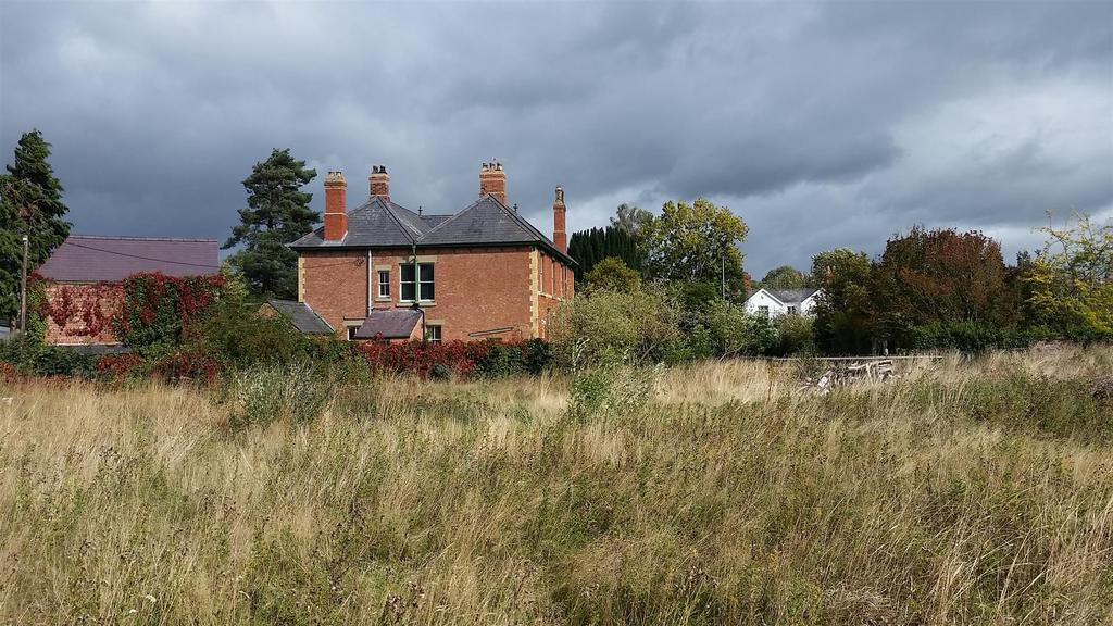 The Roe St. Asaph Property