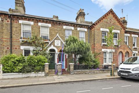 59 Third Avenue, London, W10 4HU