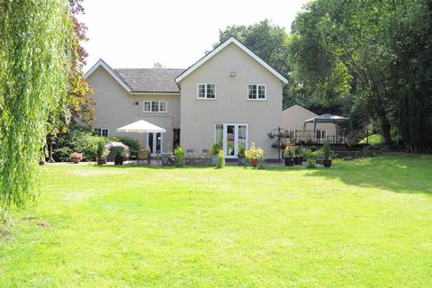 8 bedroom detached house for sale - Hunters Cottage, Stone Road                     Meaford, Nr Stone