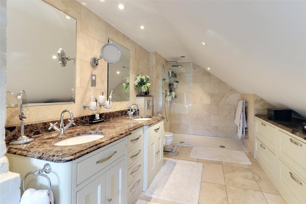 En Suite Shower Room