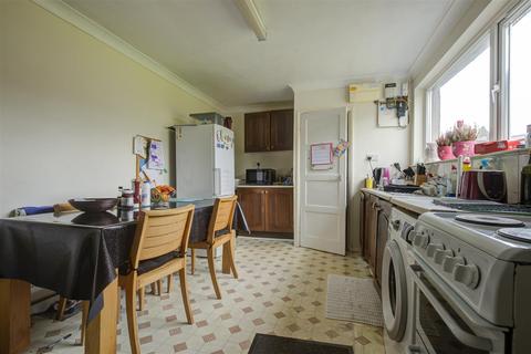 9 Burnmoor View, Ingleton, Carnforth, LA6 3BL