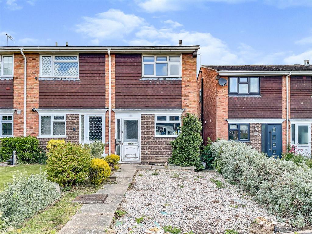 Verdun Close, Whitnash, Leamington Spa 2 bed terraced house for sale